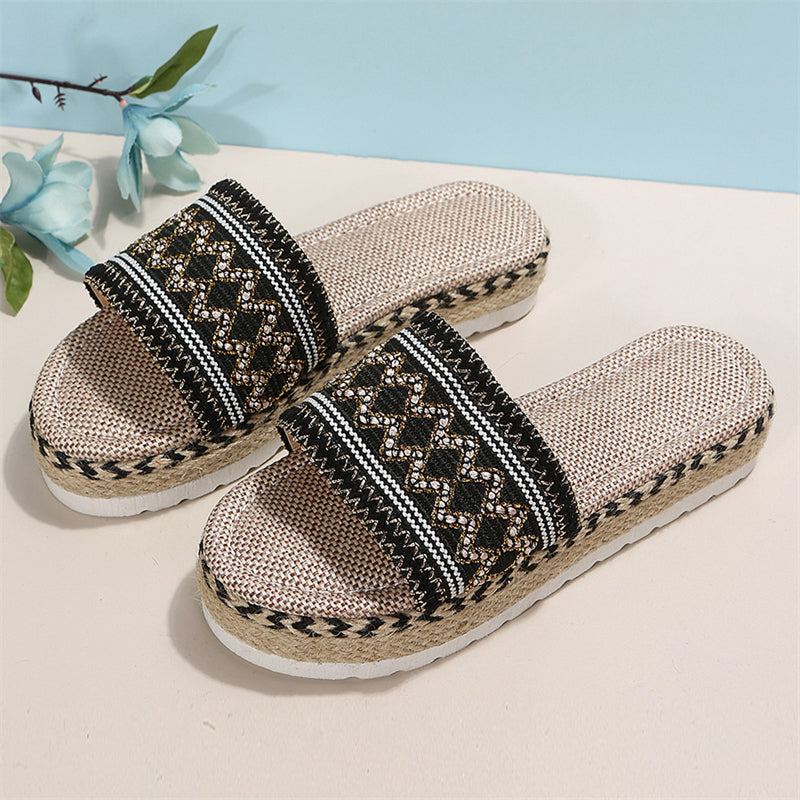 Women's Ethnic Style Thick Sole Woven Holiday Slippers