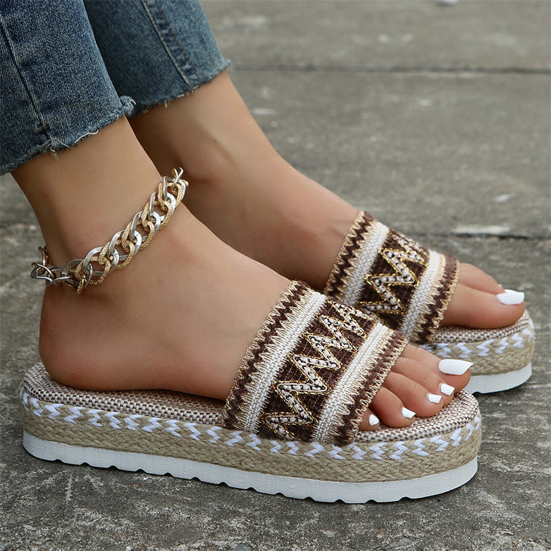 Women's Ethnic Style Thick Sole Woven Holiday Slippers