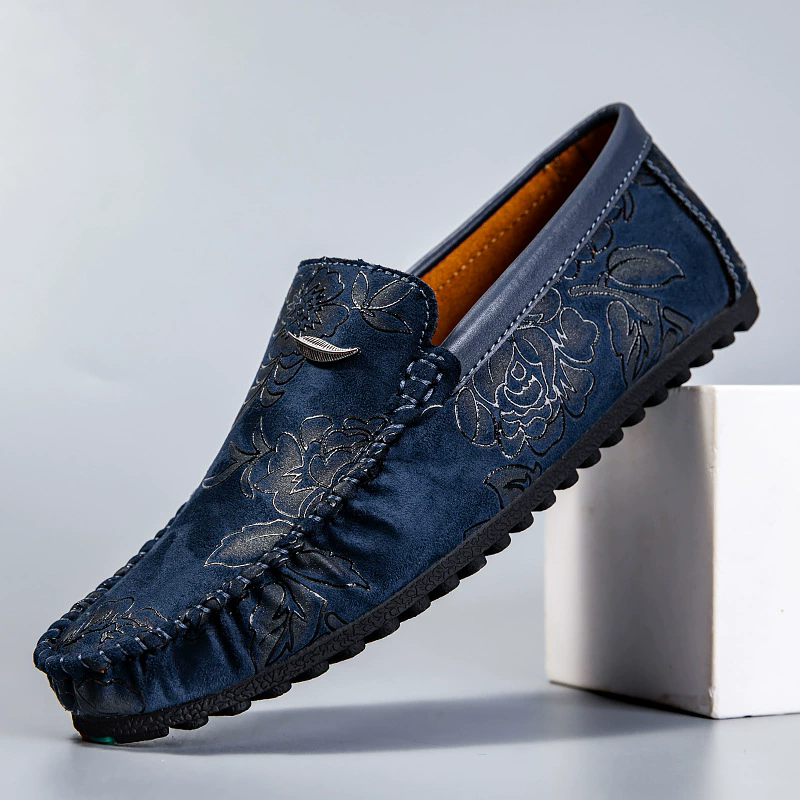 Male's Trendy Faux Leather Roses Printed Flats Moccasin Shoes