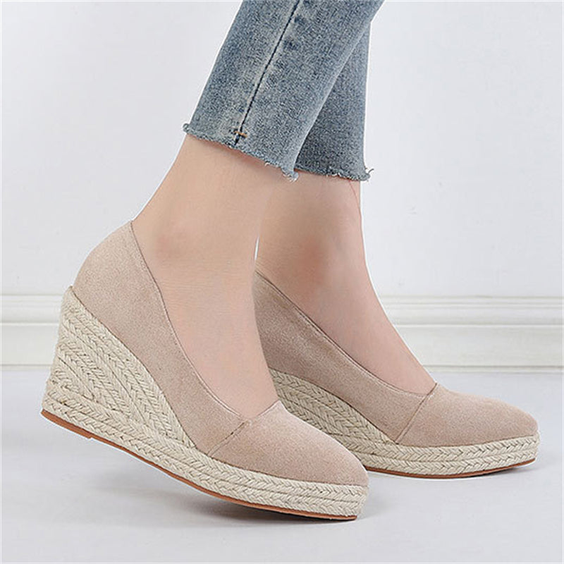 Ladies Classy Commuting Pointy Toe Wedge Platform Pumps
