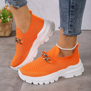 Ladies Relaxed Thick-soled Metal Chain Walking Shoes