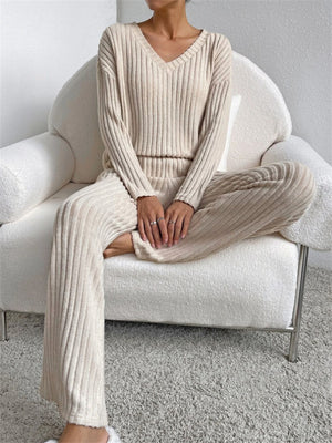 Women's Knitted V Neck Winter Homewear Pajamas ( 2 Pieces )