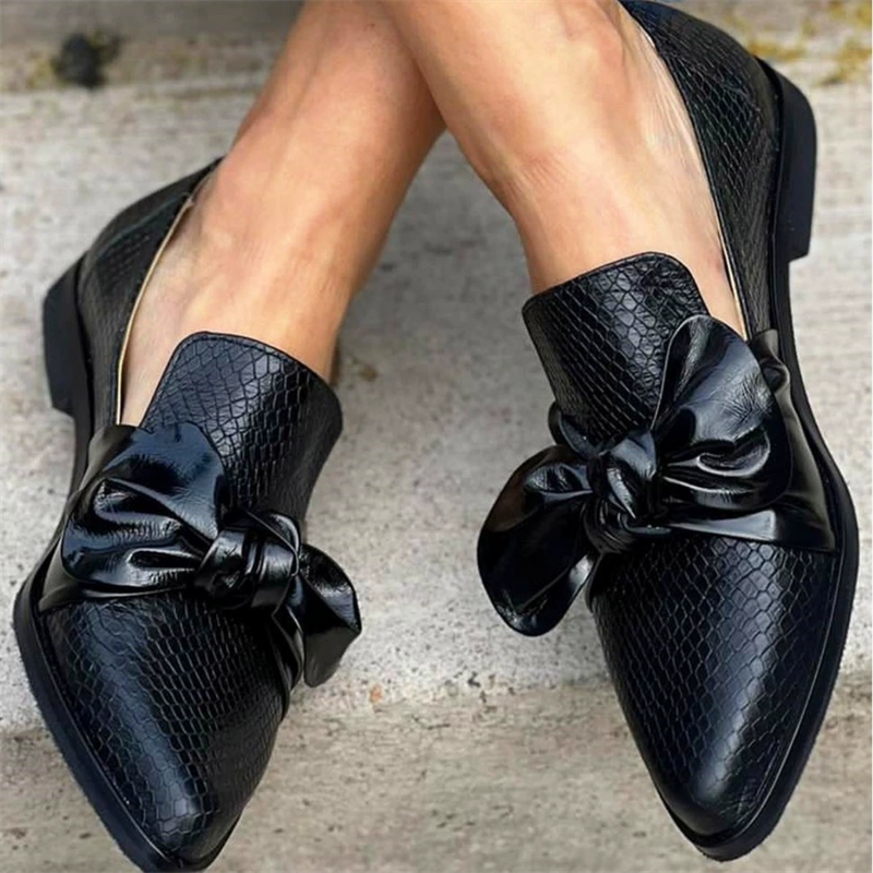 Women's Spring Black PU Leather Pointed Toe Flat Loafers