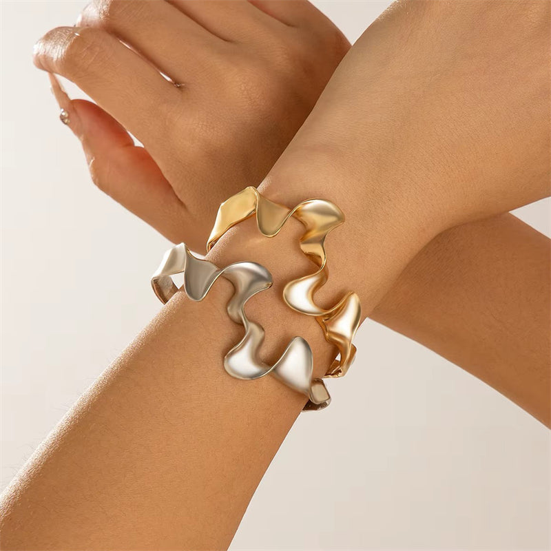 Fashionable Irregular Wave Cuff Bangles for Women