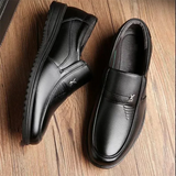 Men's Middle-Aged Casual Cozy Patent Leather Dress Shoes