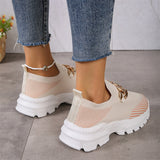 Ladies Relaxed Thick-soled Metal Chain Walking Shoes