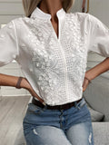 Stylish V Neck Applique Hollow Out Short Sleeve Shirt for Lady