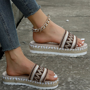 Women's Ethnic Style Thick Sole Woven Holiday Slippers