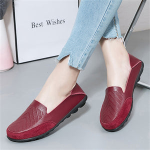 Women's Soft Sole Slip On Leather Flat Loafer Shoes for Walking