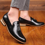 Pointed Toe Solid Color PU Leather Shoes