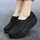 Breathable Solid Color Thick Sole Loafers