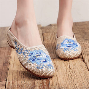 Comfy Embroidered Round Toe Linen Slippers