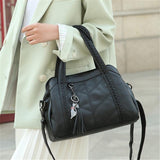 Fashion Elegant Leather Handbag Large Capacity Tassel Ornaments Shoulder Bag