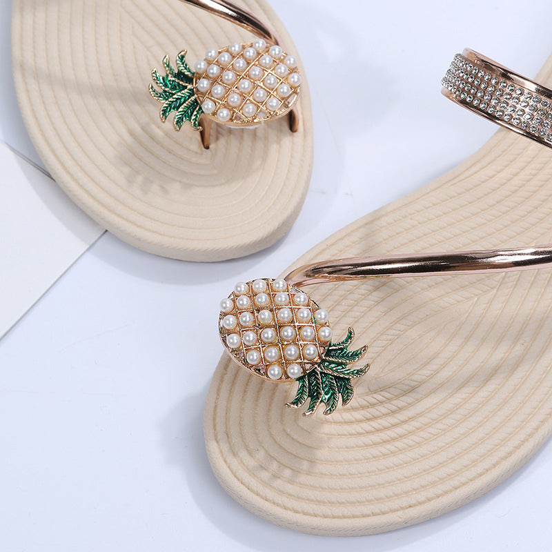 Flat Heel Slippers With Decorated Pineapples