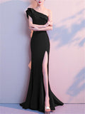 Pretty One Shoulder Sweep Train Side Slit Maxi Dress for Evening
