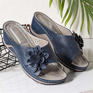 Women's Cute Soft Footbed Floral Deco Cutout Non-Slip Wedge Slippers