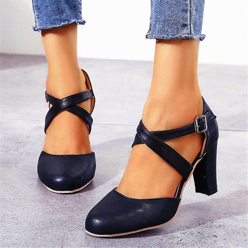 Female Stylish Delicate Round Toe Block Heel Buckle Pumps