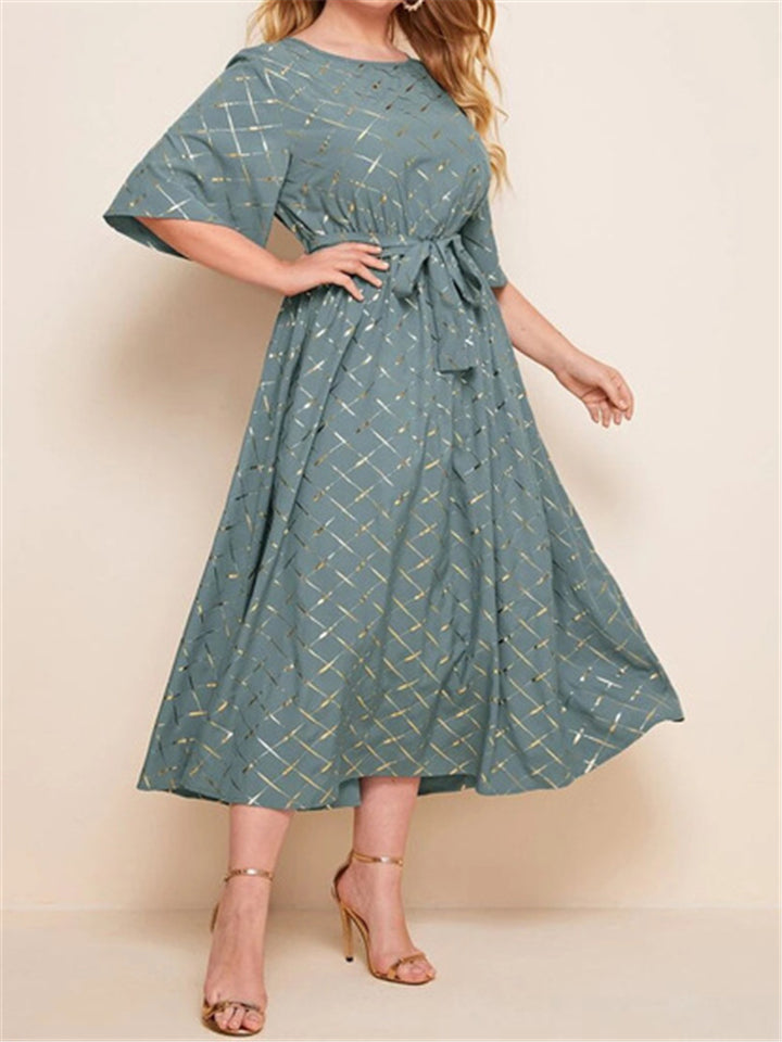 Plus Size Printed O-Neck Half Sleeve Knee Length Maxi Dress